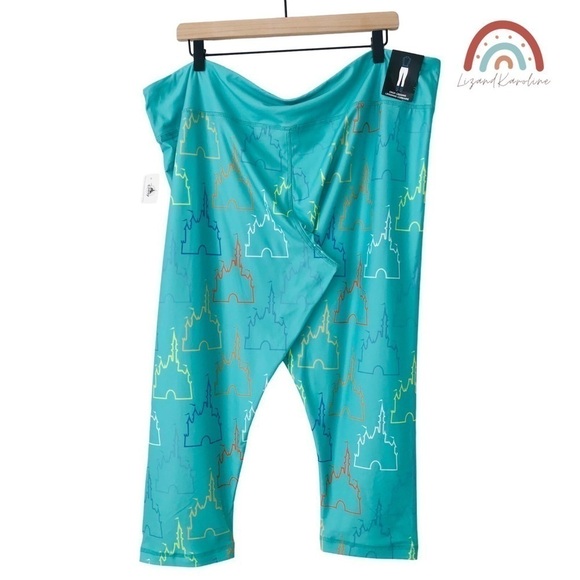 New! Disney Parks Disneyland Sleeping Beauty Castle Crop Leggings 2X - Picture 4 of 10